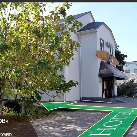 Hotel Sem Uglov Tyraspol Zewnętrze zdjęcie